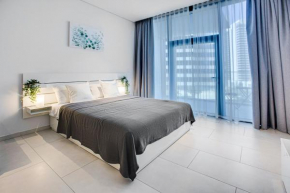 Beautiful apartment with Burj Khalifa view